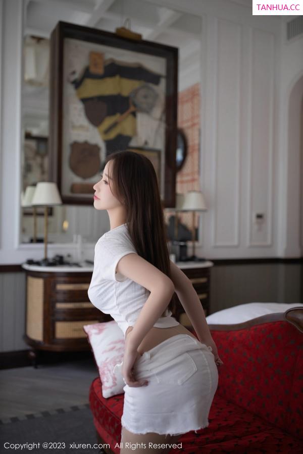   [XiuRen]高清写真图 2023.07.12 No.7070 杏子Yada 主题拍摄第9张图片